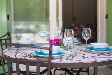 Villa with Pool and Fenced Courtyard in Kras