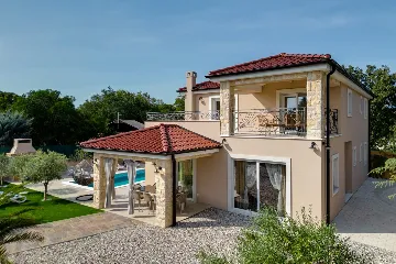 Villa with Pool in Pinezići for Up to 10 Guests