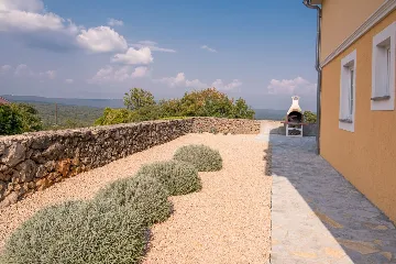 Vrh Villa with Private Pool for Up to 10 Guests