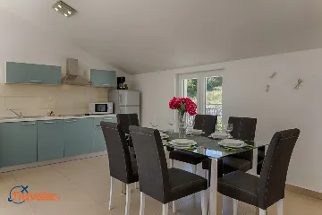 Vrh Villa with Private Pool for Up to 10 Guests