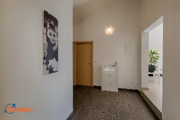 Vrh Villa with Private Pool for Up to 10 Guests