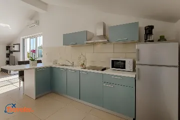 Vrh Villa with Private Pool for Up to 10 Guests