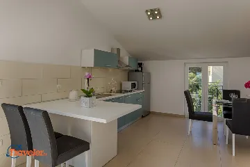 Vrh Villa with Private Pool for Up to 10 Guests