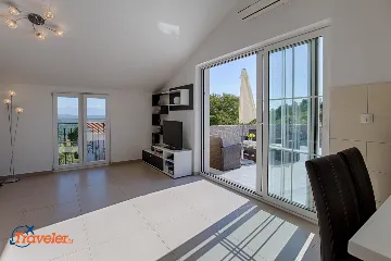 Vrh Villa with Private Pool for Up to 10 Guests