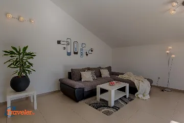 Vrh Villa with Private Pool for Up to 10 Guests