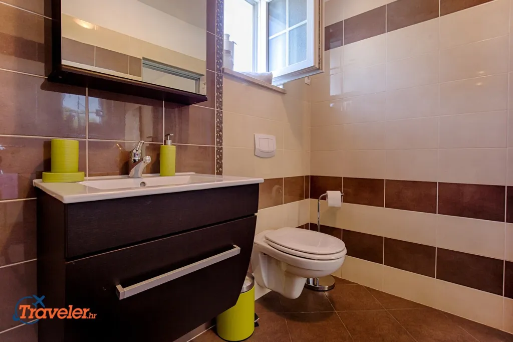 Vrh Villa with Private Pool for Up to 10 Guests