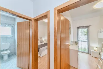 Modern 4-Bedroom House in Privlaka for 8 Guests