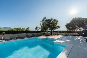 Privlaka Sea-Front Villa with Heated Pool & Jacuzzi