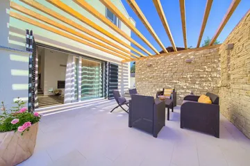 Air-Conditioned Villa with Pool in Vrbnik, Croatia