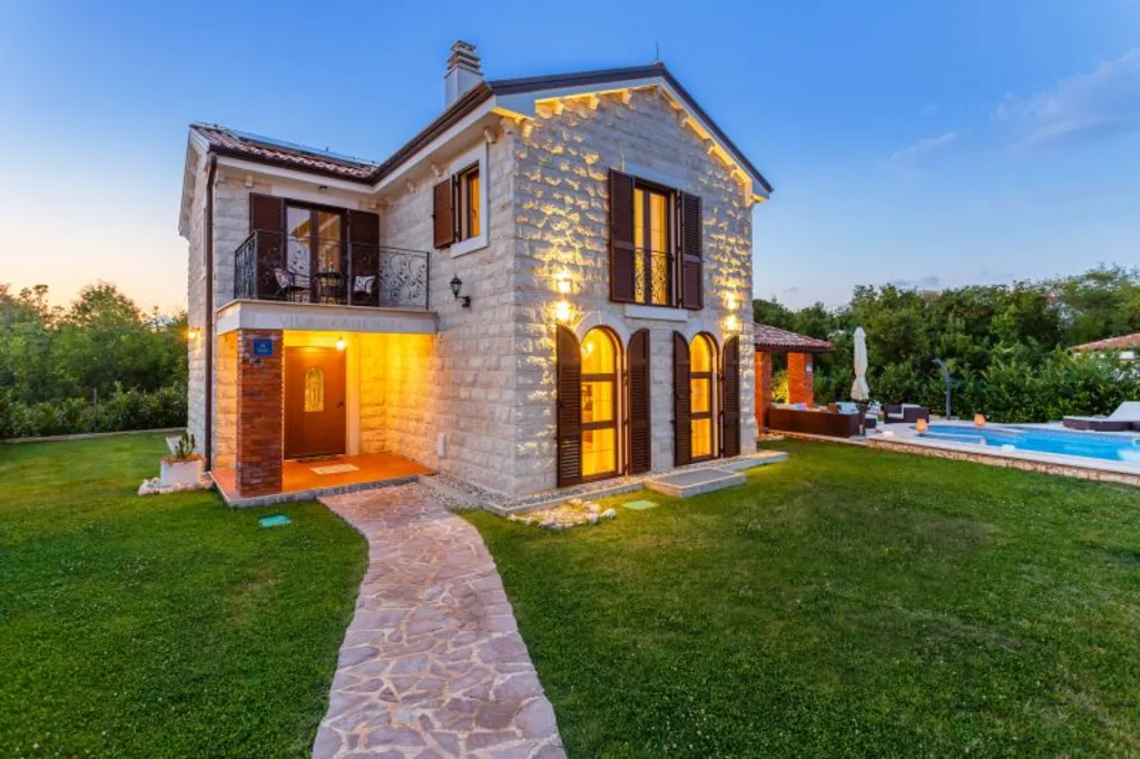 Dobrinj Villa with Heated Pool for Up to 7 Guests