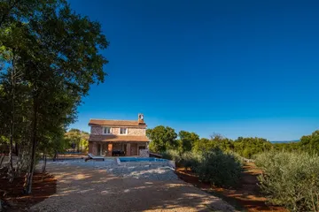 Stone Villa in Risika for Up to 7 Guests