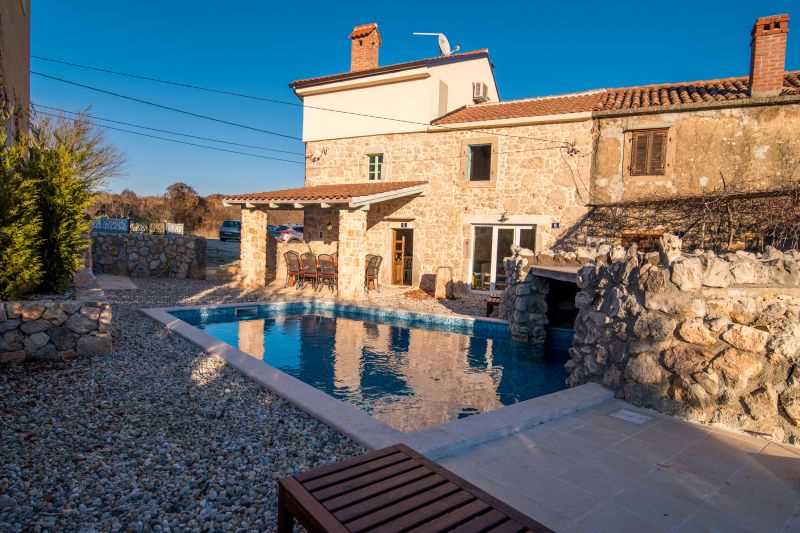 Stone villa with pool, waterfall, in a quiet area