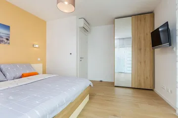 Modern 3-Bedroom Villa in Malinska for 8