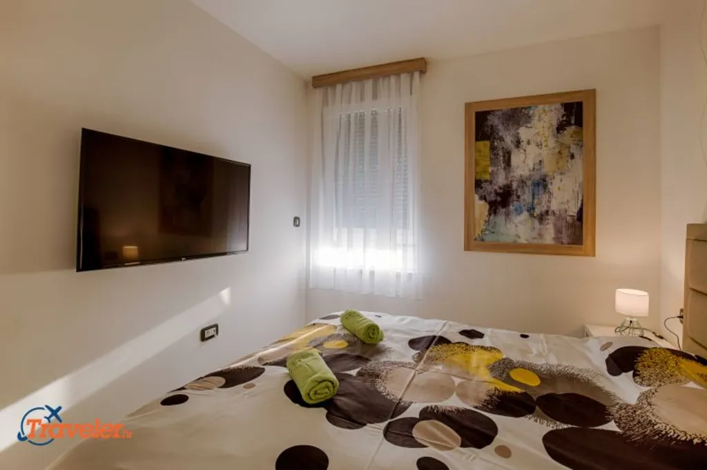 Penthouse in Krk with Private Roof Jacuzzi