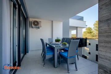 Penthouse in Krk with Private Roof Jacuzzi