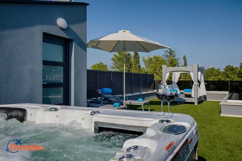 Luksuzni penthouse Posh s jacuzzijem i prekrasnim pogledom(2109)