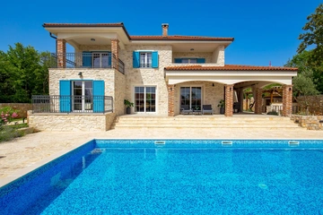 Stone Villa with Pool for 10 Guests in Dobrinj