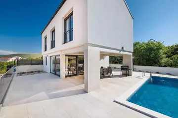 3-Bedroom Villa with Private Pool in Vrbnik