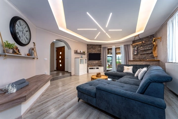 Kastav 4-Bedroom Villa for Up to 8 Guests