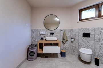 Kastav 4-Bedroom Villa for Up to 8 Guests