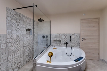 Kastav 4-Bedroom Villa for Up to 8 Guests