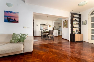 4-Bedroom Villa in Poreč for Up to 8 Guests