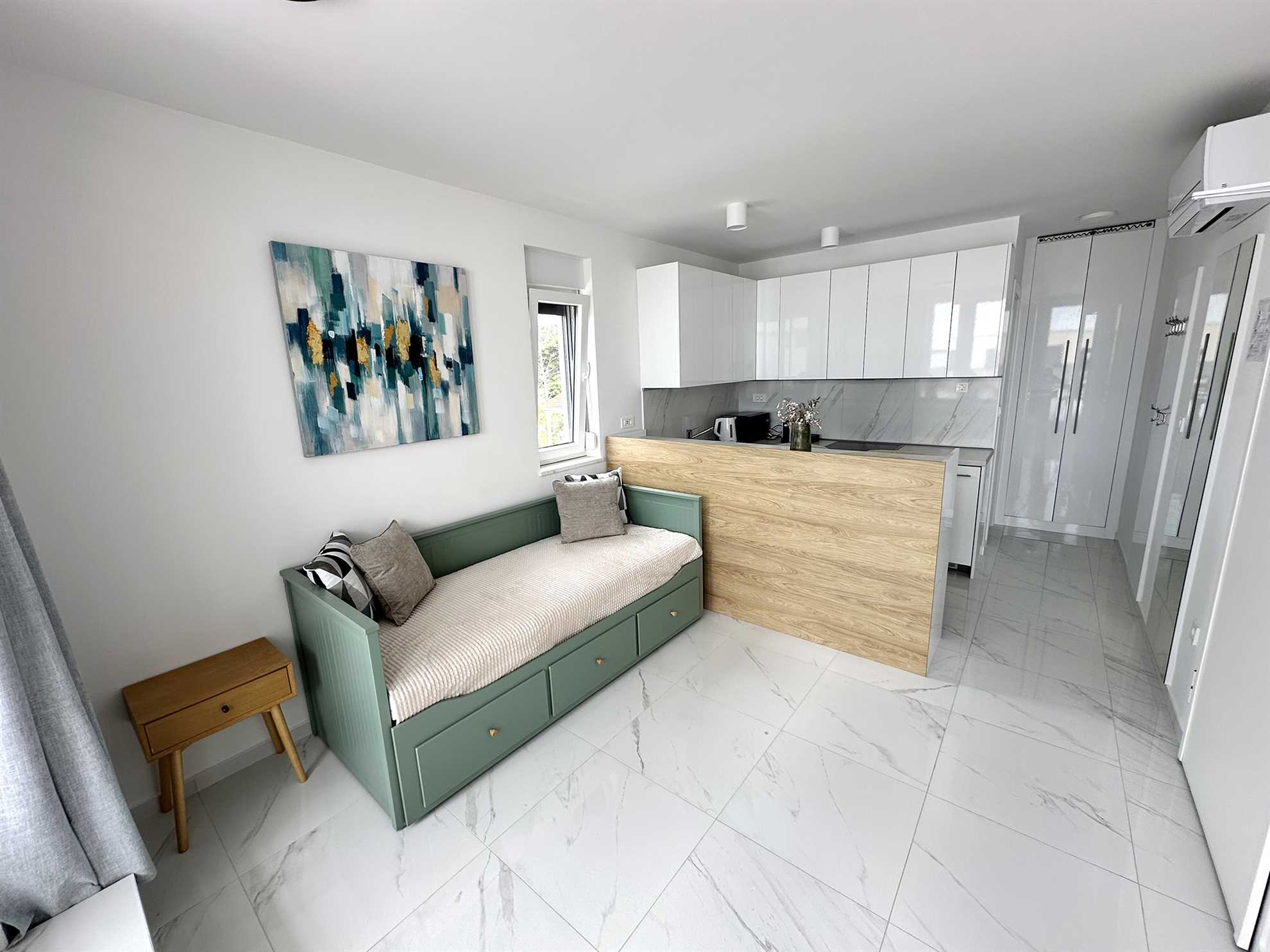 Studio with Sea View - D6