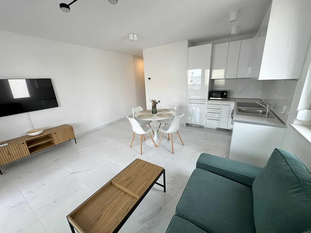 Sea-View Two-Bedroom Apartment in Vir for 4 Guests