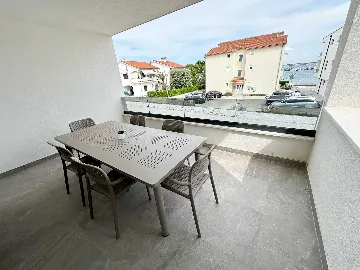 Balcony Sea-View Apartment in Vir (Sleeps 4)