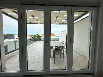 Studio Apartment in Vir with Terrace for 2