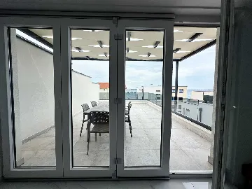 Sea-View Studio Apartment in Vir (Sleeps 2)