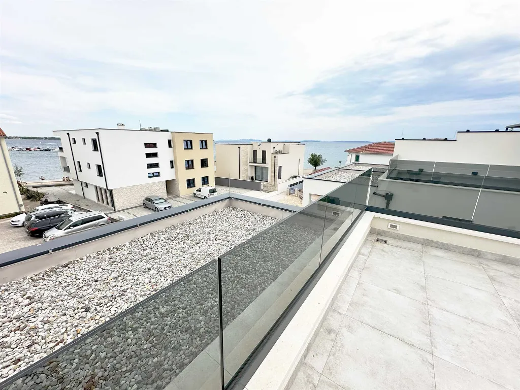 Sea-View Studio Apartment in Vir (Sleeps 2)