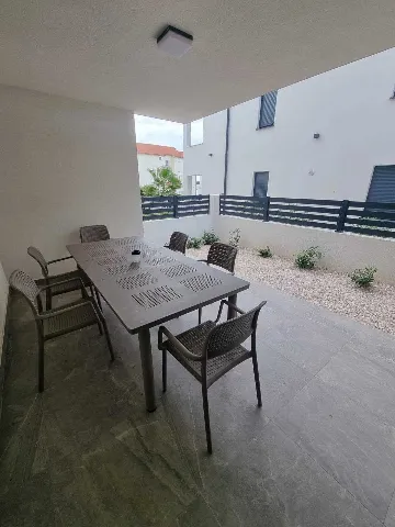 One-Bedroom Apartment with Sea View Terrace, Vir