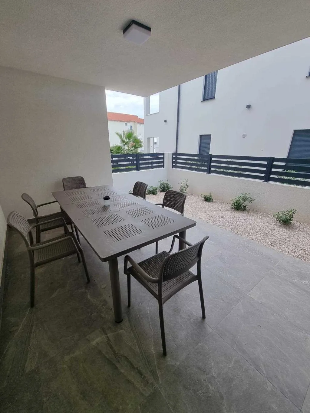 One-Bedroom Apartment with Sea View Terrace, Vir