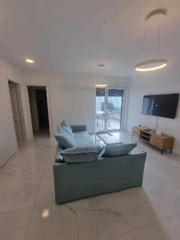 3-Bedroom Apartment with Balcony in Vir, Croatia