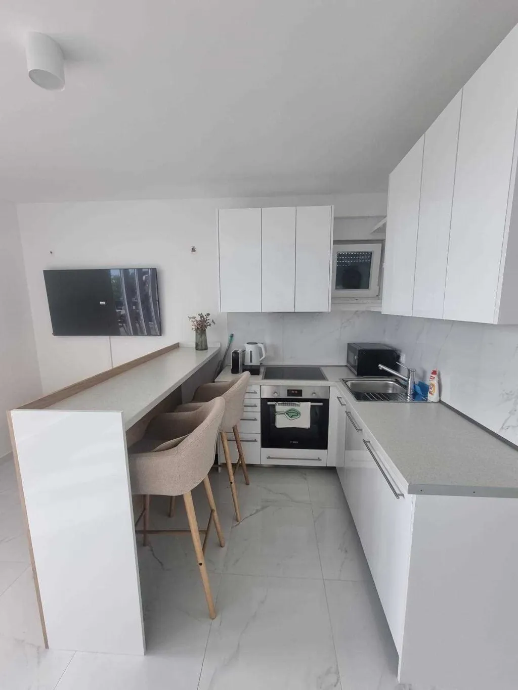 Studio Apartment with Terrace in Vir, Croatia