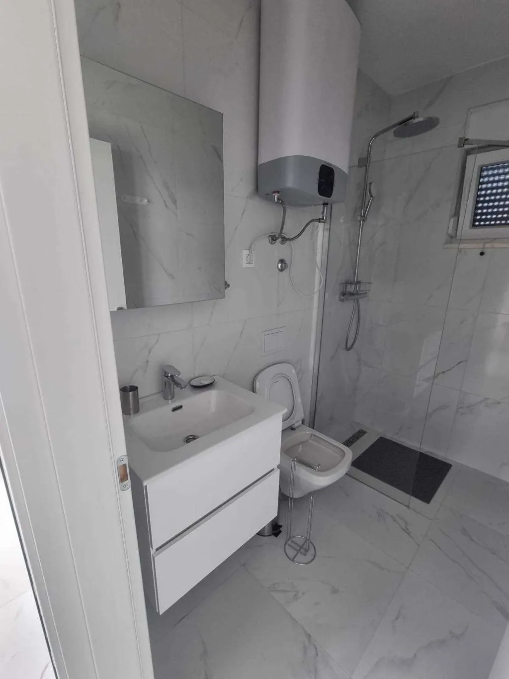 Sea-View Studio Apartment in Vir, Croatia