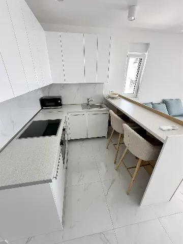 Studio Apartment with Private Terrace in Vir