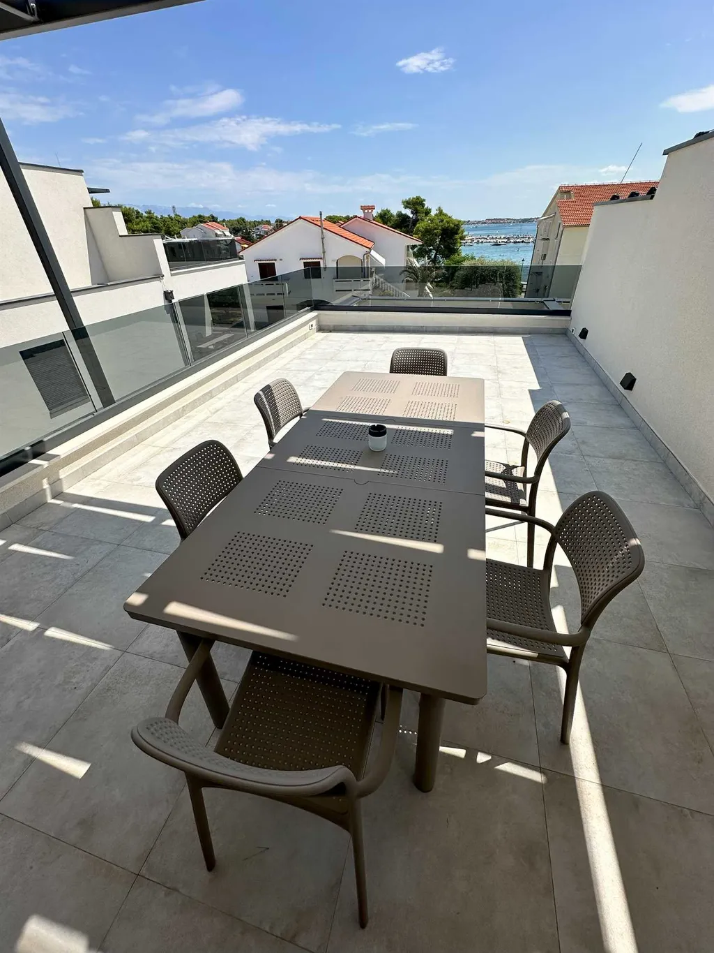 Studio Apartment with Private Terrace in Vir