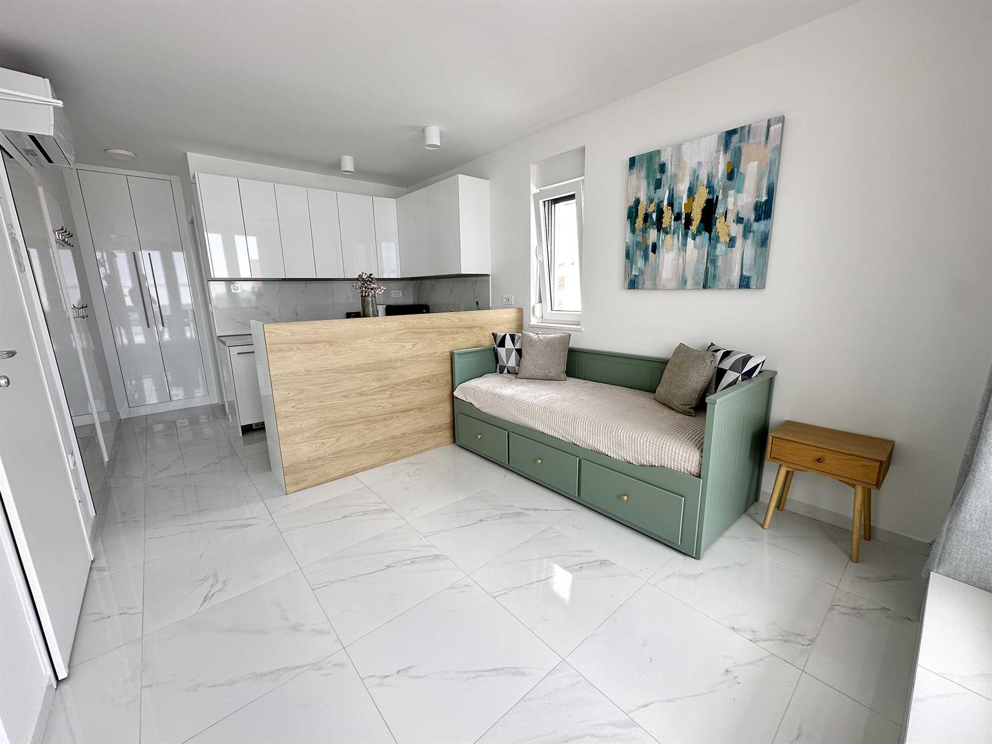Studio with Terrace - B5