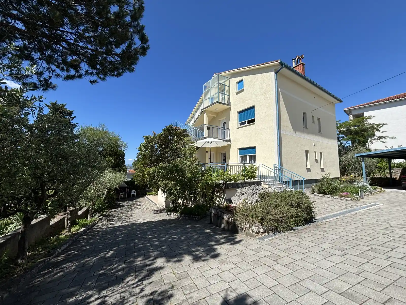 Apartman Karlo