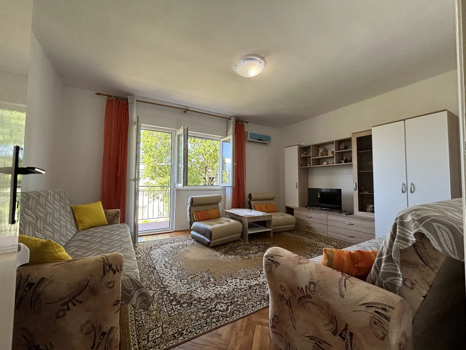 Apartman Karlo