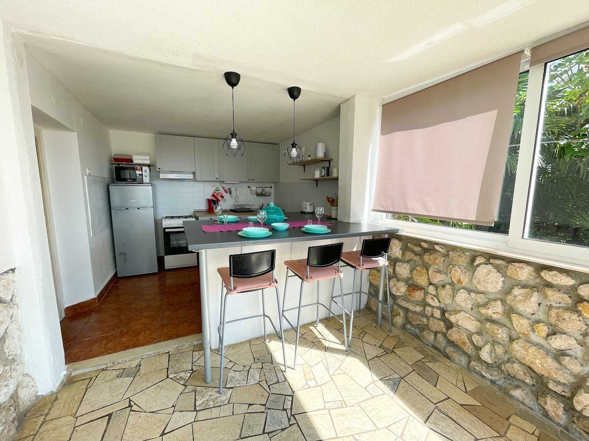 Alenka i Kristijan · Apartman Kiki 1