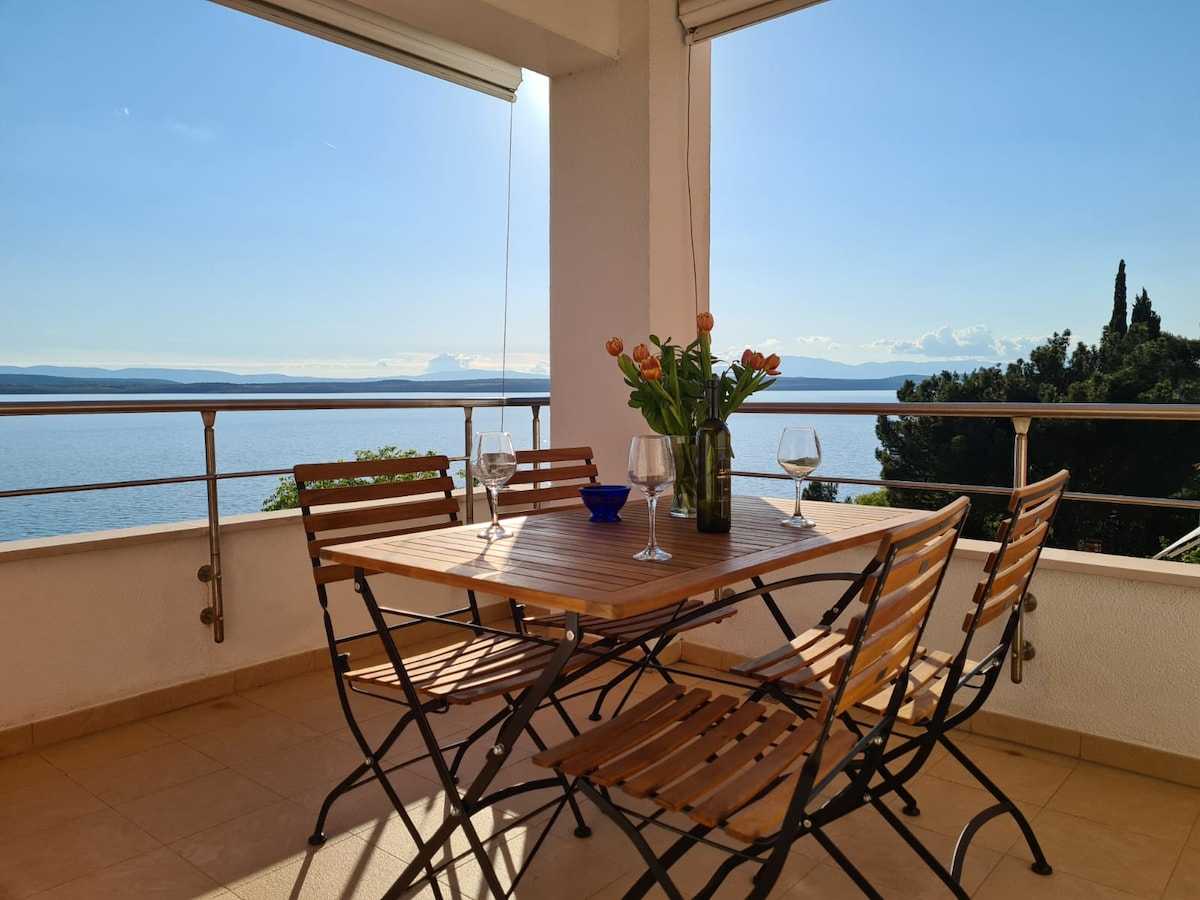 Apartment Golden View Dramalj