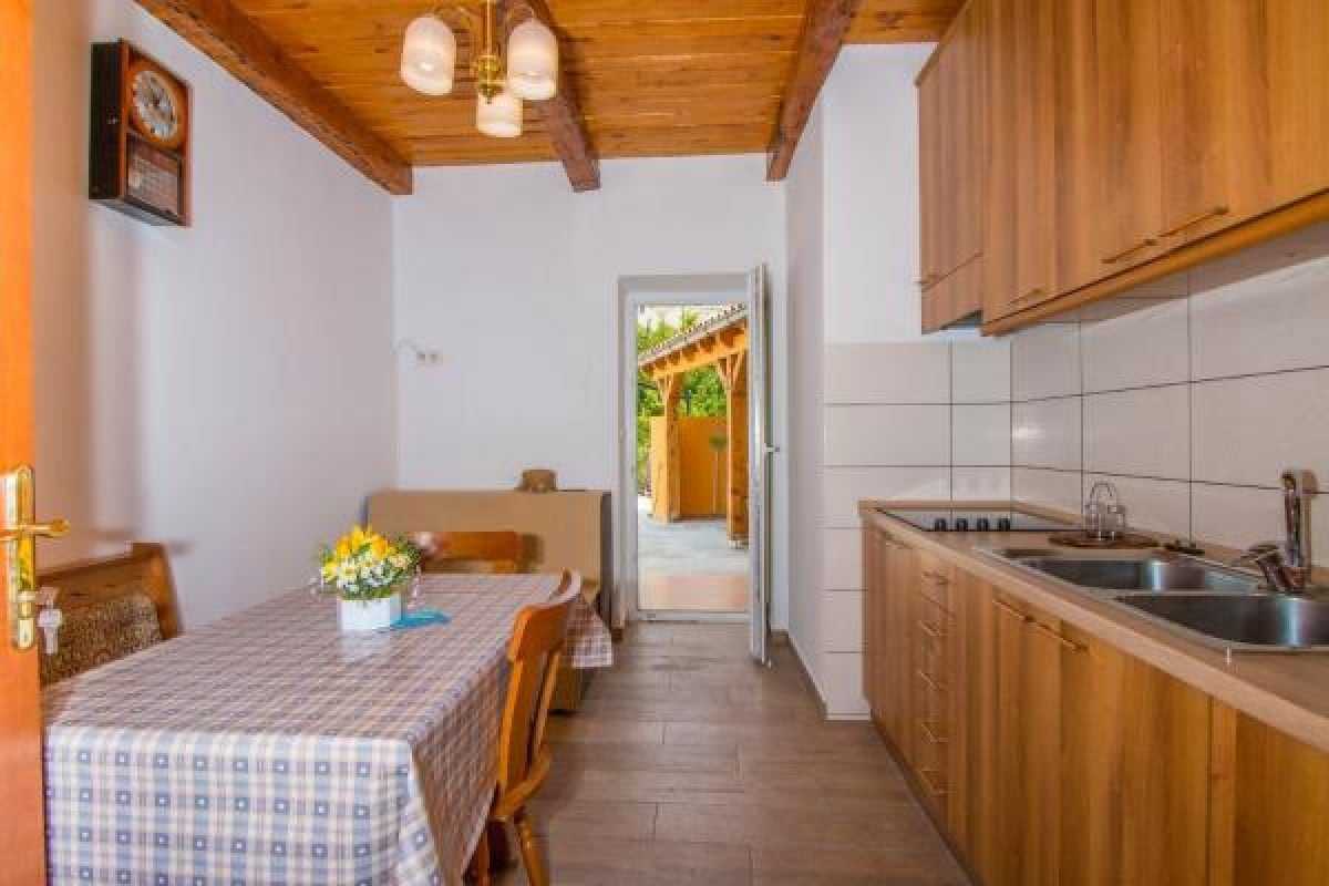 Apartman Sare 1
