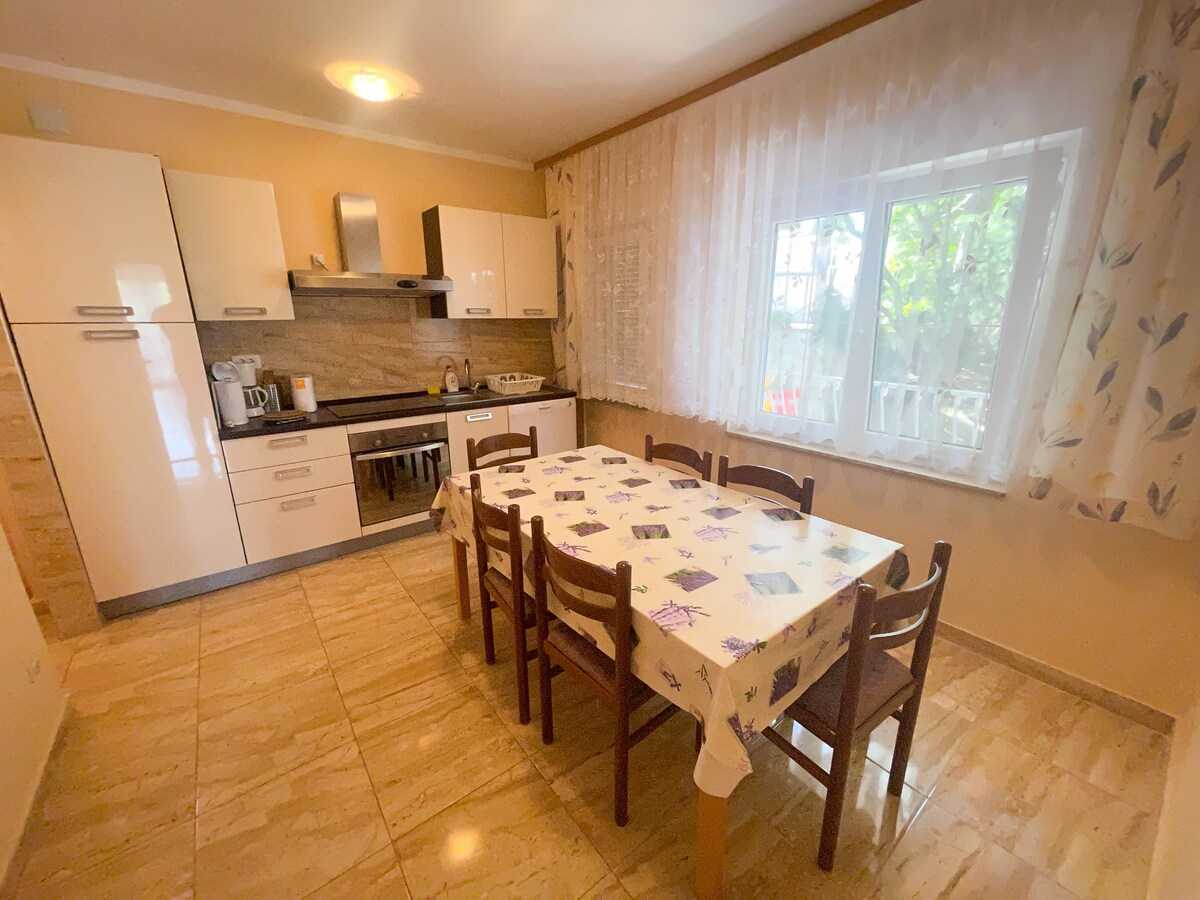 Apartman Combaj 1