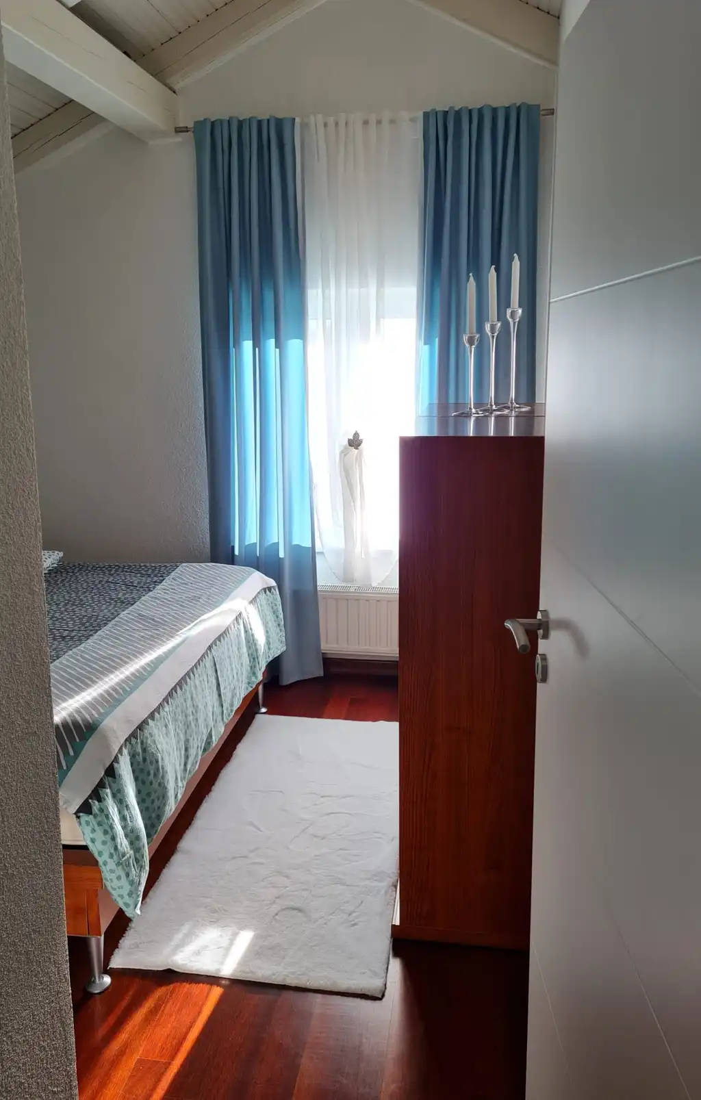 Apartman s bračnim krevetom
