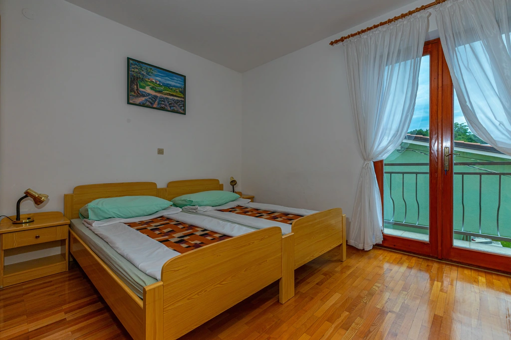 Apartment Mistral 3