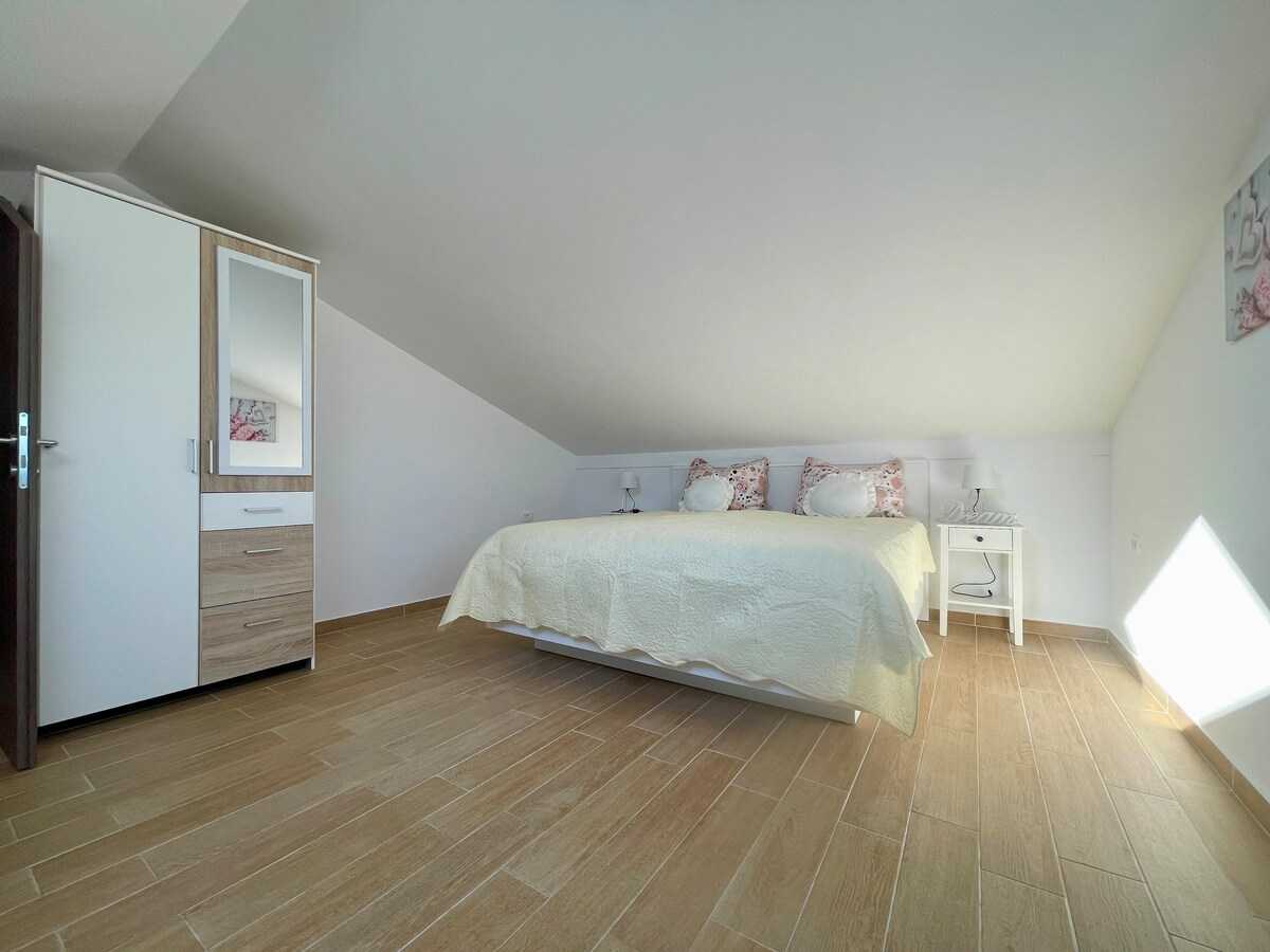 Villa Eternity