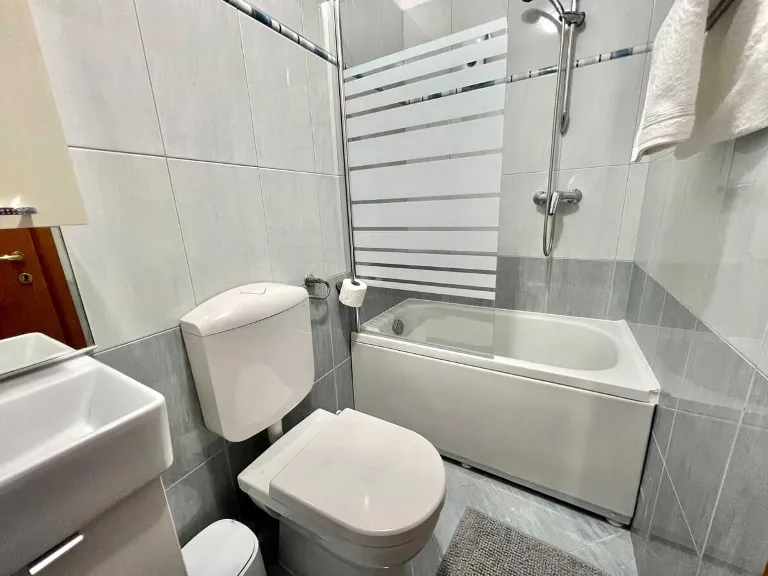 Thumbnail 27
